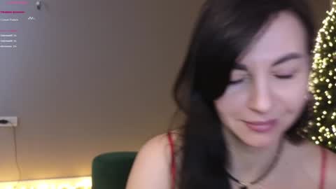 Snapshot of mary_love16 chatting on 01-14-25, 09:45 Maria online show from 01-14-25, 09:45