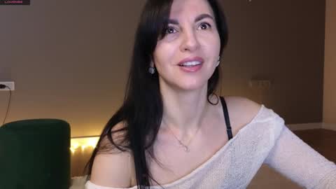 Snapshot of mary_love16 chatting on 01-27-25, 06:52 Maria online show from 01-27-25, 06:52