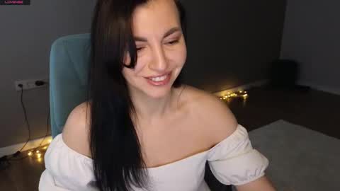 Snapshot of mary_love16 chatting on 03-05-25, 06:54 Maria online show from 03-05-25, 06:54