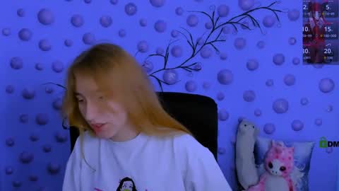 mary_moon__ online show from 04-09-26, 08:03