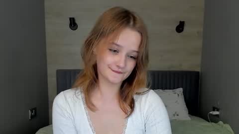 Snapshot of mary_phoenix chatting on 06-13-26, 09:13 mary_phoenix online show from 06-13-26, 09:13