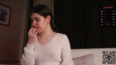 Snapshot of mary_shake chatting on 12-05-24, 09:28 Mary online show from 12-05-24, 09:28