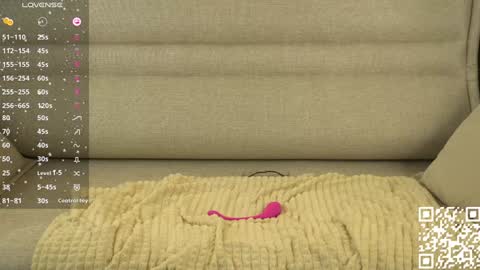 Snapshot of mary_shake chatting on 01-10-25, 03:29 Mary online show from 01-10-25, 03:29