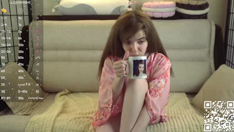 Snapshot of mary_shake chatting on 01-10-25, 10:04 Mary online show from 01-10-25, 10:04