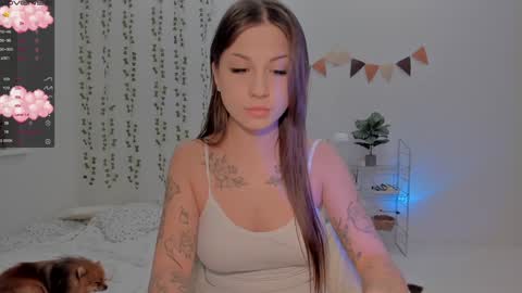 Snapshot of mary_tim chatting on 12-06-24, 05:55 Maryana online show from 12-06-24, 05:55