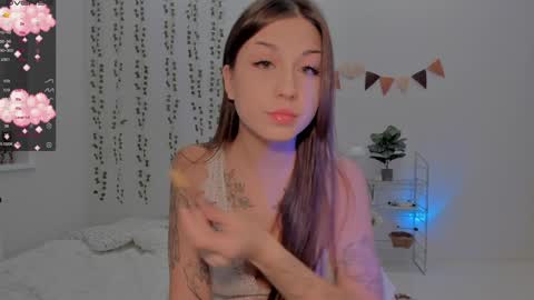 Snapshot of mary_tim chatting on 12-07-24, 06:04 Maryana online show from 12-07-24, 06:04