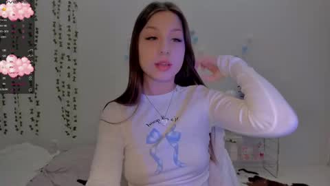 Snapshot of mary_tim chatting on 02-16-25, 08:22 Maryana online show from 02-16-25, 08:22