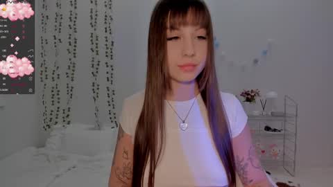 Snapshot of mary_tim chatting on 02-26-25, 05:17 Maryana online show from 02-26-25, 05:17