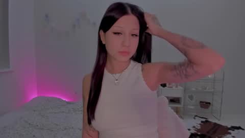 Snapshot of mary_tim chatting on 09-25-25, 03:05 Maryana online show from 09-25-25, 03:05