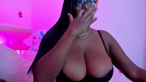 Snapshot of maryalelove chatting on 09-19-25, 05:02 Marya online show from 09-19-25, 05:02