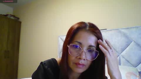 Snapshot of maryamgirl08 chatting on 03-13-26, 06:20 Engracia online show from 03-13-26, 06:20