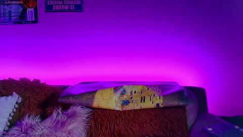 Snapshot of maryberry__ chatting on 04-28-26, 06:29 online show from 04-28-26, 06:29