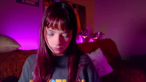 Snapshot of maryberry__ chatting on 05-08-26, 07:14 online show from 05-08-26, 07:14