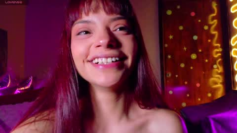 Snapshot of maryberry__ chatting on 05-16-26, 04:53 online show from 05-16-26, 04:53