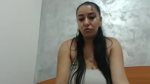 maryem online show from 11-21-25, 01:54