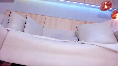   online show from 01-27-25, 04:22