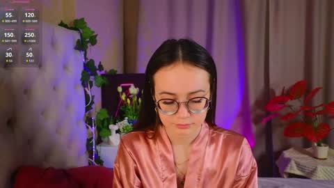 Snapshot of maryflorez chatting on 05-24-26, 08:14 Bella3 online show from 05-24-26, 08:14