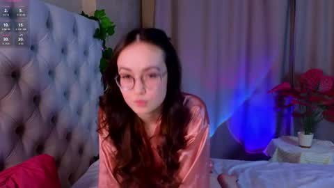 Snapshot of maryflorez chatting on 05-29-26, 08:29 Bella3 online show from 05-29-26, 08:29