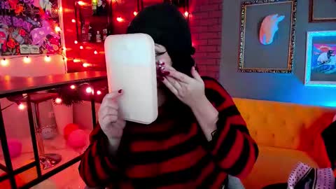 Mary online show from 09-29-25, 09:08