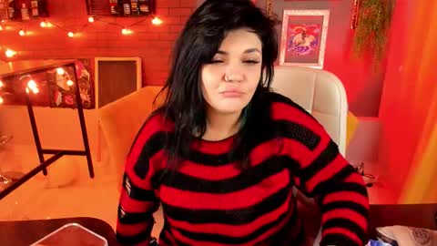 Mary online show from 10-19-25, 08:42