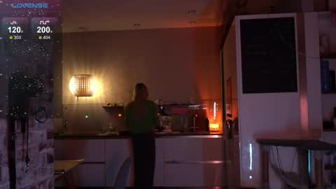 Snapshot of maryjane_bong chatting on 12-14-25, 04:29 My name is Jane and Im Bisexual online show from 12-14-25, 04:29