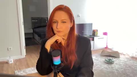SirenVictoria online show from 05-19-26, 03:51