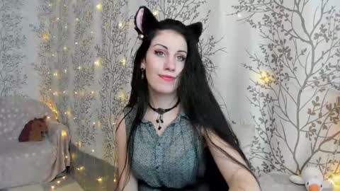 Snapshot of marylou_ chatting on 12-06-24, 06:37 Mary Lou online show from 12-06-24, 06:37