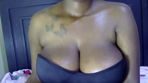 marylov23 online show from 11-20-25, 03:50