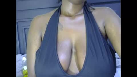 marylov23 online show from 11-25-25, 05:02