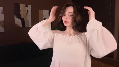 Mary online show from 11-12-25, 01:17