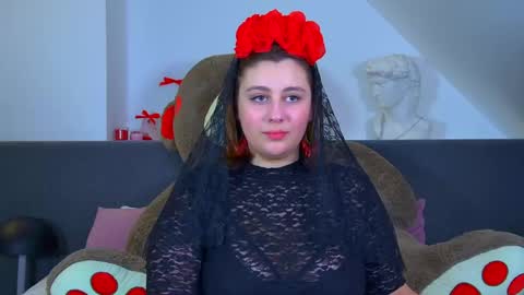 Snapshot of marymurrays chatting on 10-26-25, 06:36 MaryMurrays online show from 10-26-25, 06:36