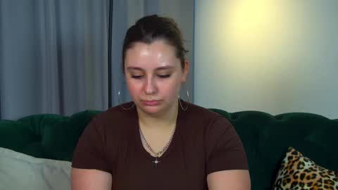 Snapshot of marymurrays chatting on 11-20-25, 06:35 MaryMurrays online show from 11-20-25, 06:35