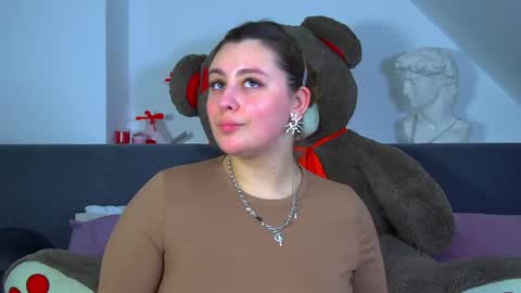 Snapshot of marymurrays chatting on 11-23-25, 06:30 MaryMurrays online show from 11-23-25, 06:30