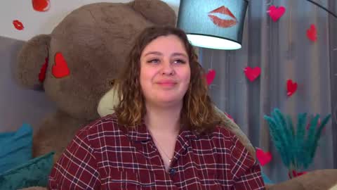 Snapshot of marymurrays chatting on 02-18-26, 06:31 MaryMurrays online show from 02-18-26, 06:31