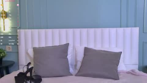 Snapshot of maryparks chatting on 10-02-25, 04:25 Mary online show from 10-02-25, 04:25