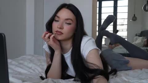 Marina online show from 04-10-26, 11:04