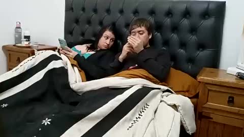 Mary y joni online show from 06-02-26, 02:02
