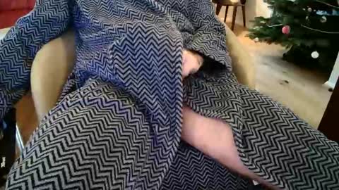 Snapshot of mas_333 chatting on 12-16-25, 01:38 mas 333 online show from 12-16-25, 01:38