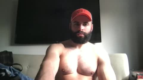 Snapshot of mascbeef95 chatting on 01-13-26, 06:57 mascbeef95 online show from 01-13-26, 06:57