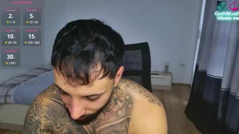 Snapshot of masculineguy69 chatting on 12-18-25, 01:06 masculineguy69 online show from 12-18-25, 01:06