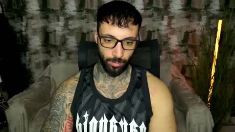 Snapshot of masculineguy69 chatting on 02-10-26, 06:56 masculineguy69 online show from 02-10-26, 06:56