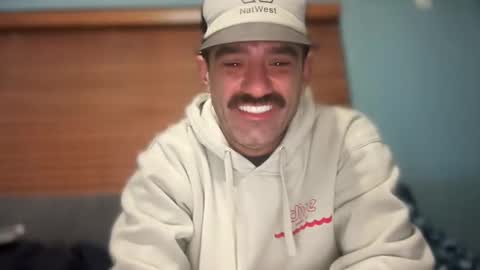 Snapshot of masculinehole chatting on 09-22-25, 05:53 Masculine Hole online show from 09-22-25, 05:53