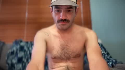 Snapshot of masculinehole chatting on 09-30-25, 09:20 Masculine Hole online show from 09-30-25, 09:20