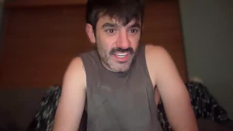 Snapshot of masculinehole chatting on 10-17-25, 05:54 Masculine Hole online show from 10-17-25, 05:54