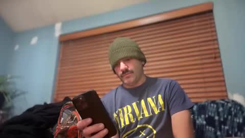 Snapshot of masculinehole chatting on 11-08-25, 04:56 Masculine Hole online show from 11-08-25, 04:56