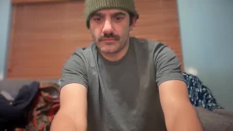 Snapshot of masculinehole chatting on 11-15-25, 06:44 Masculine Hole online show from 11-15-25, 06:44