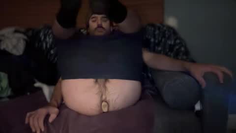 Snapshot of masculinehole chatting on 11-18-25, 09:03 Masculine Hole online show from 11-18-25, 09:03