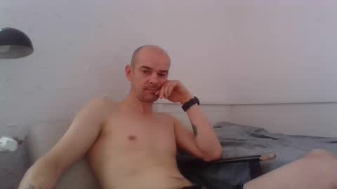 Snapshot of maserstti chatting on 05-06-26, 06:19 maserstti online show from 05-06-26, 06:19