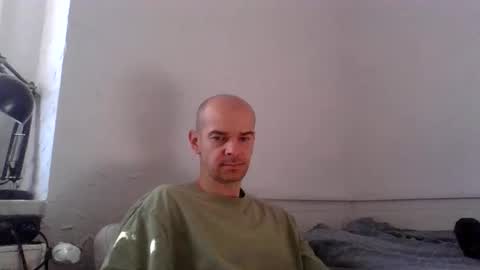 Snapshot of maserstti chatting on 05-24-26, 05:45 maserstti online show from 05-24-26, 05:45