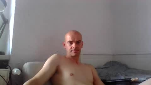 Snapshot of maserstti chatting on 06-18-26, 04:22 maserstti online show from 06-18-26, 04:22
